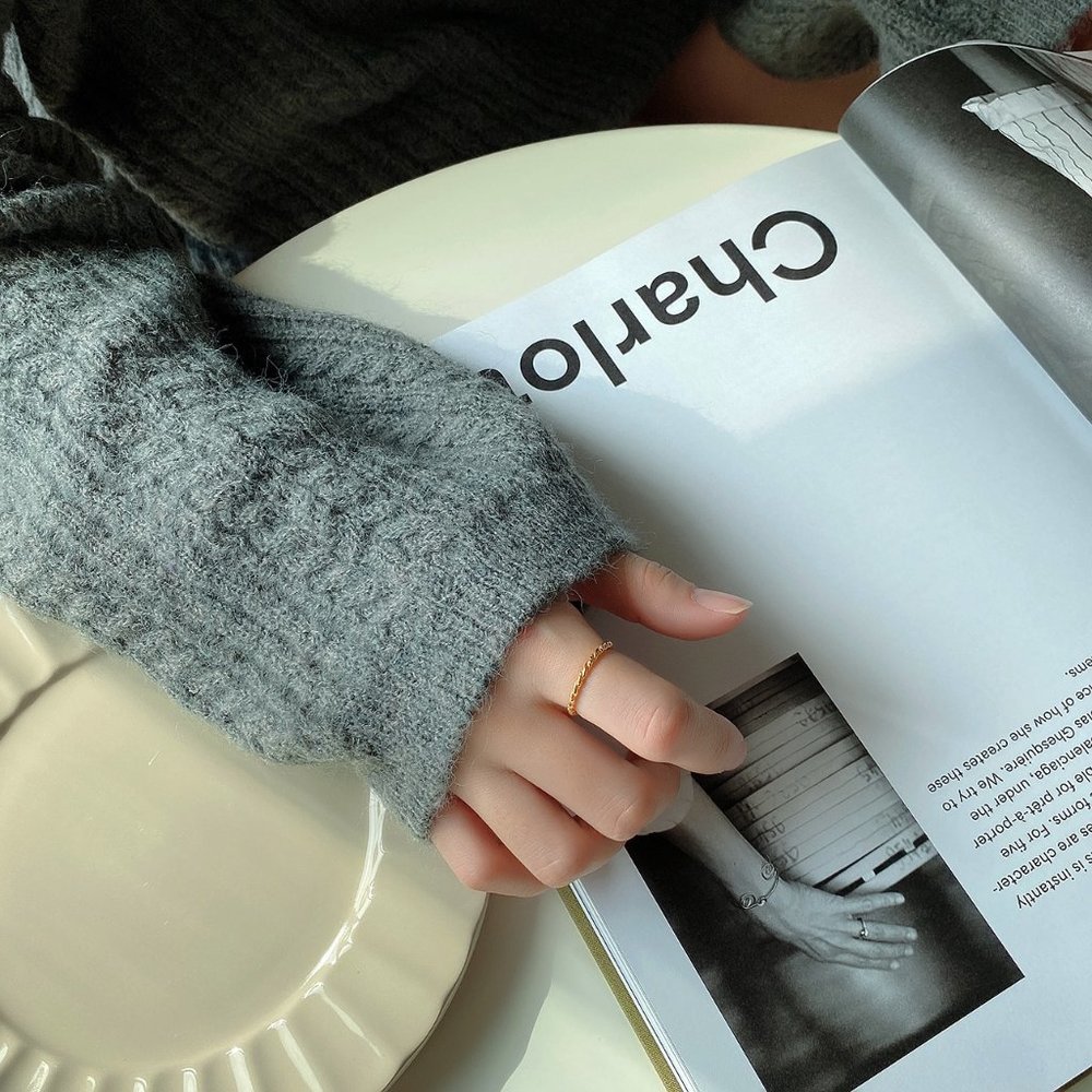 LAST ONE 💖18K Gold plated Twisted Golden Ring - Picture 6 of 8